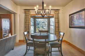 Luxury Two Bedroom Suite with Hot Tub apartment hotel